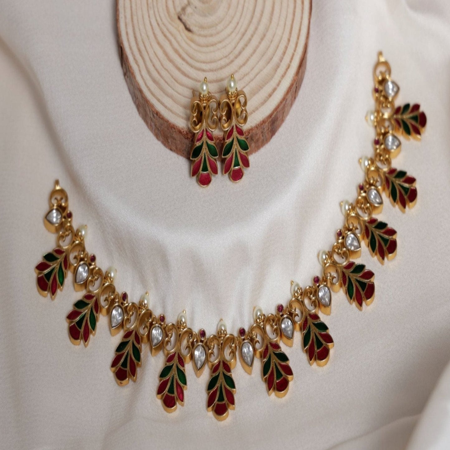 Aadhya Kundan Necklace